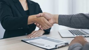 What Does Employment Without a Contract Mean in the UK